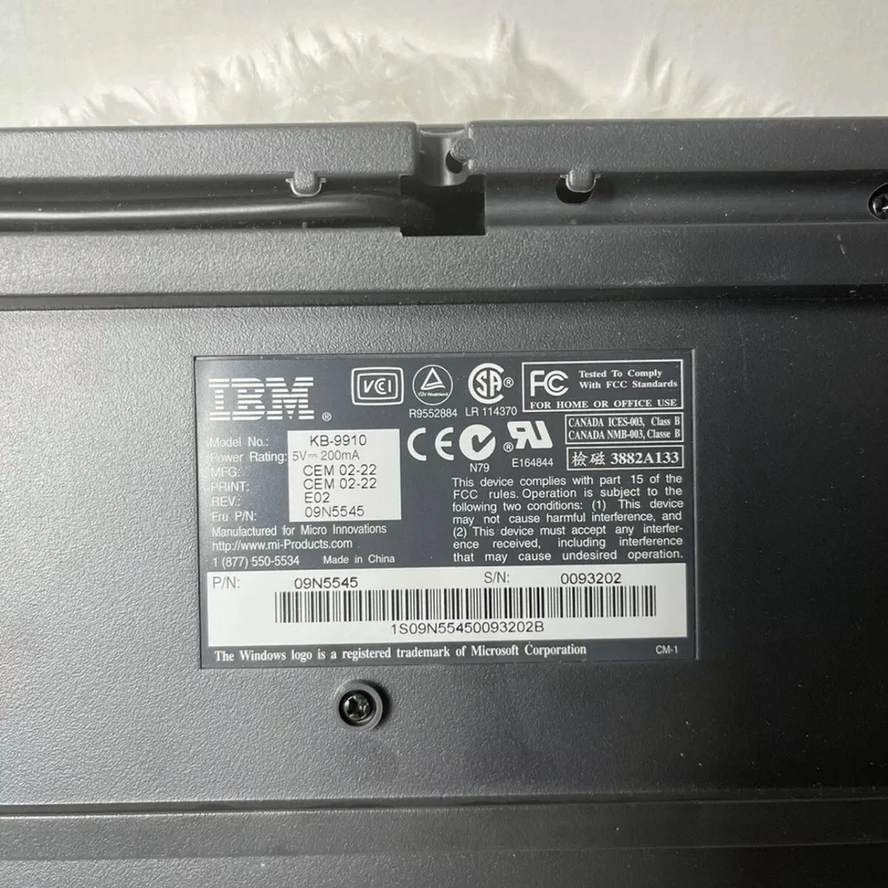 IBM KB-9910 09N5545 Wired Keyboard